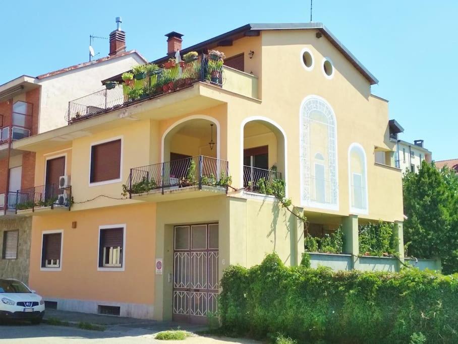 Una Pratica Mansardina Turin Exterior photo